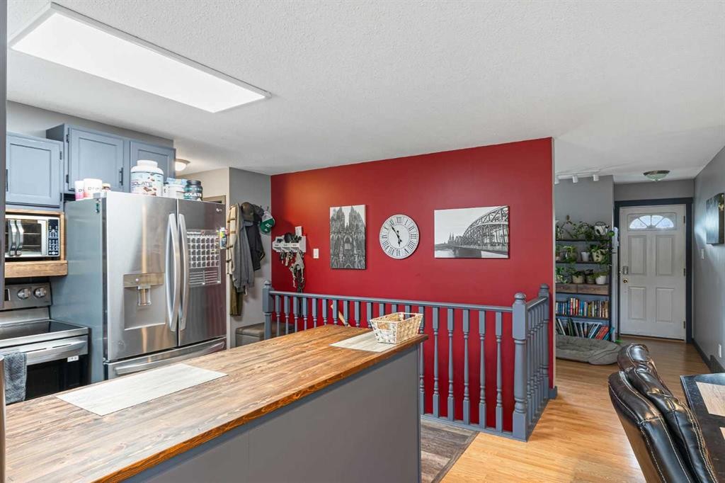 207 7 Avenue, Paradise Hill, SK