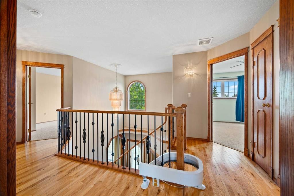 2204 59A Avenue Close, Lloydminster, AB - Indoor Photo Showing Other Room