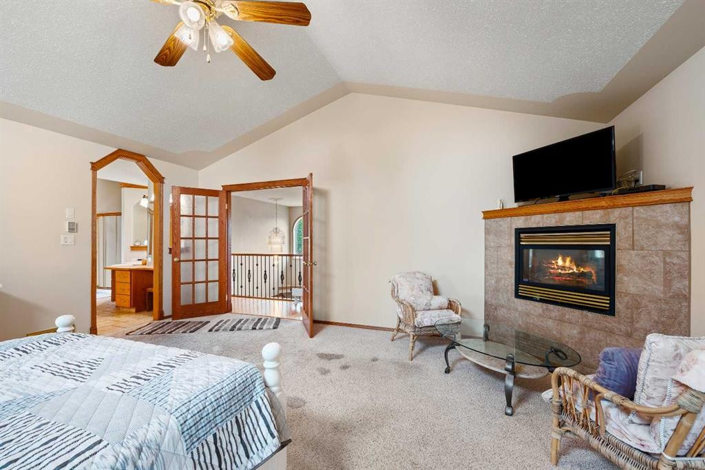 2204 59A Avenue Close, Lloydminster, AB - Indoor With Fireplace