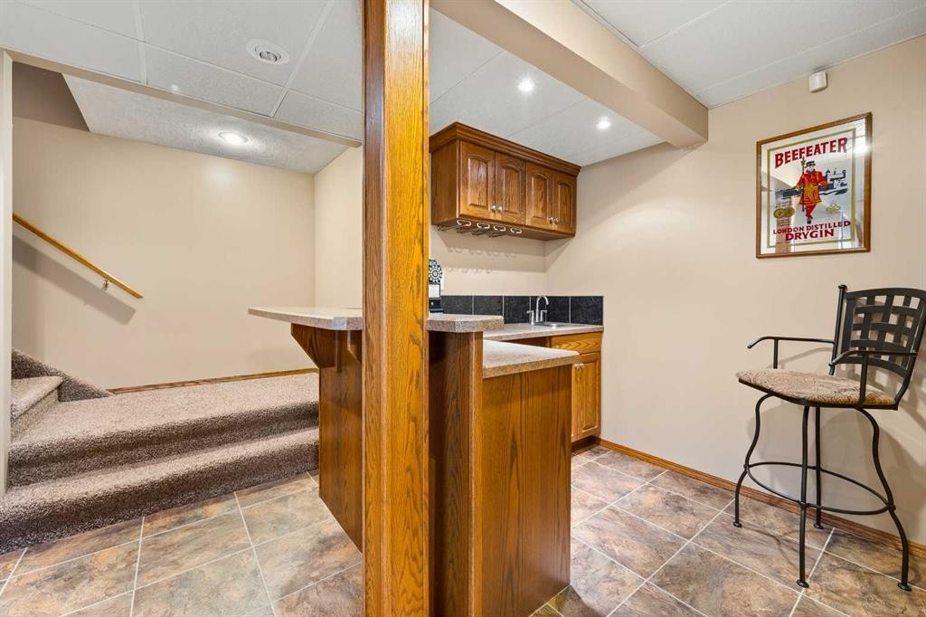 2204 59A Avenue Close, Lloydminster, AB - Indoor