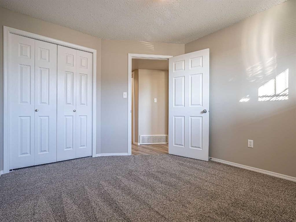 1-1901 52 Avenue, Lloydminster, AB - Indoor