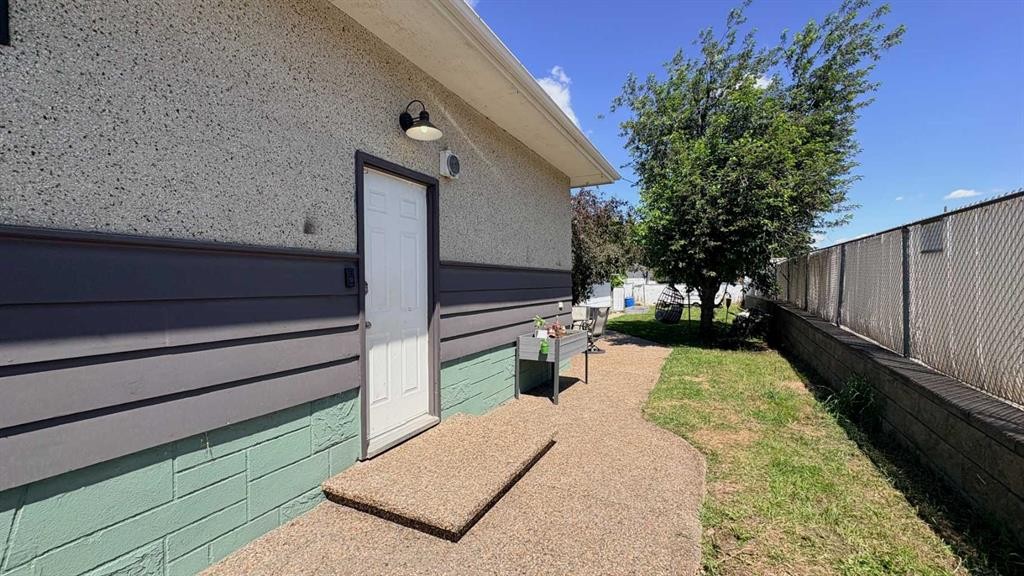 922 5 Avenue, Wainwright, AB