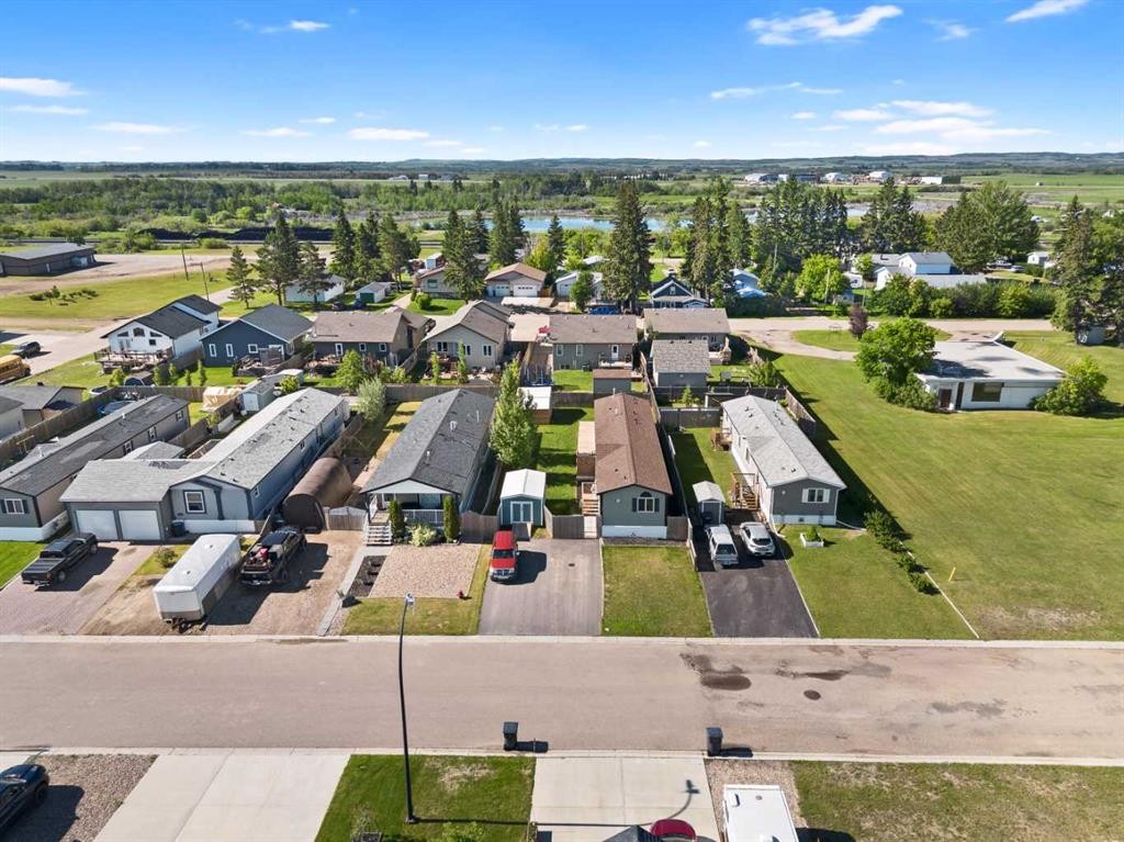 5207 52 Avenue, Blackfoot, AB - Outdoor With View
