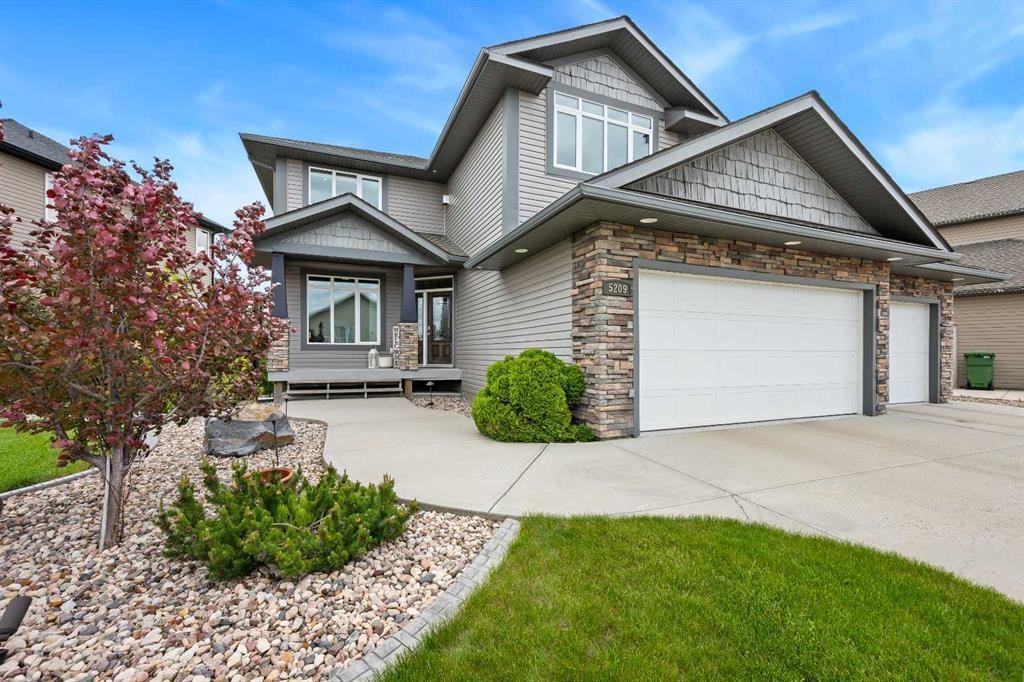 5209 19 Street, Lloydminster, AB
