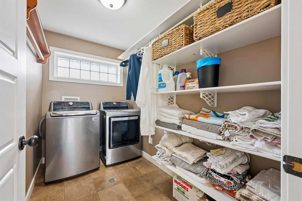 5209 19 Street, Lloydminster, AB