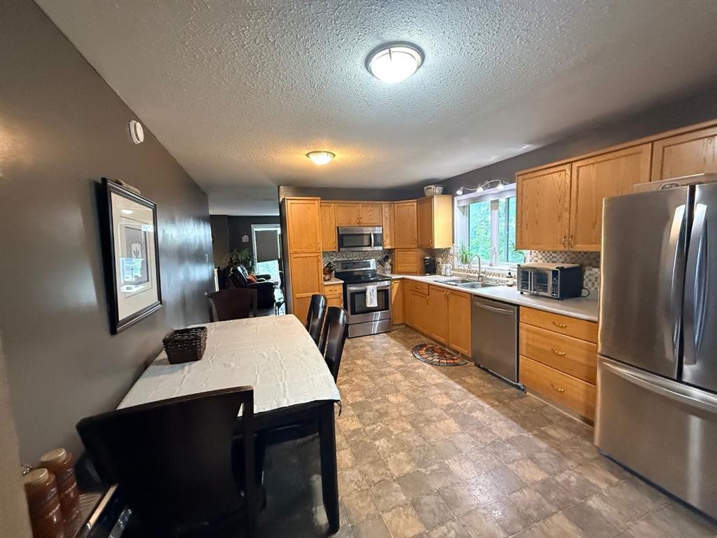 205 4 Street West, Lashburn, SK