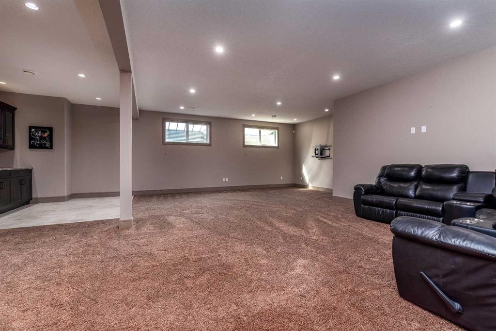 35-2715 73 Avenue, Lloydminster, AB - Indoor Photo Showing Basement