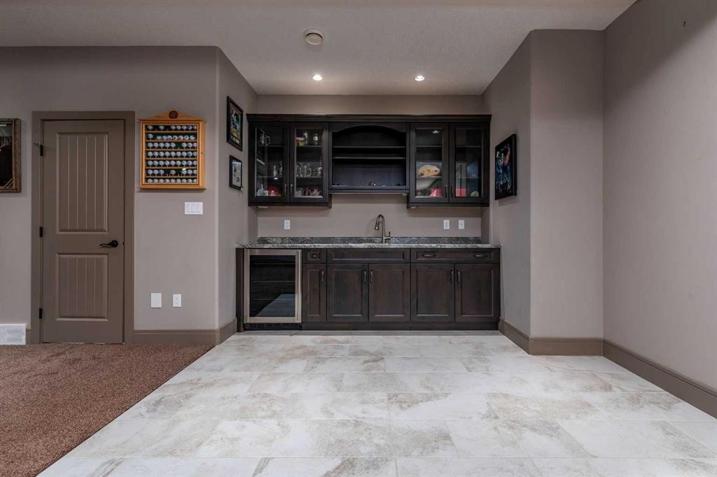 35-2715 73 Avenue, Lloydminster, AB - Indoor Photo Showing Other Room