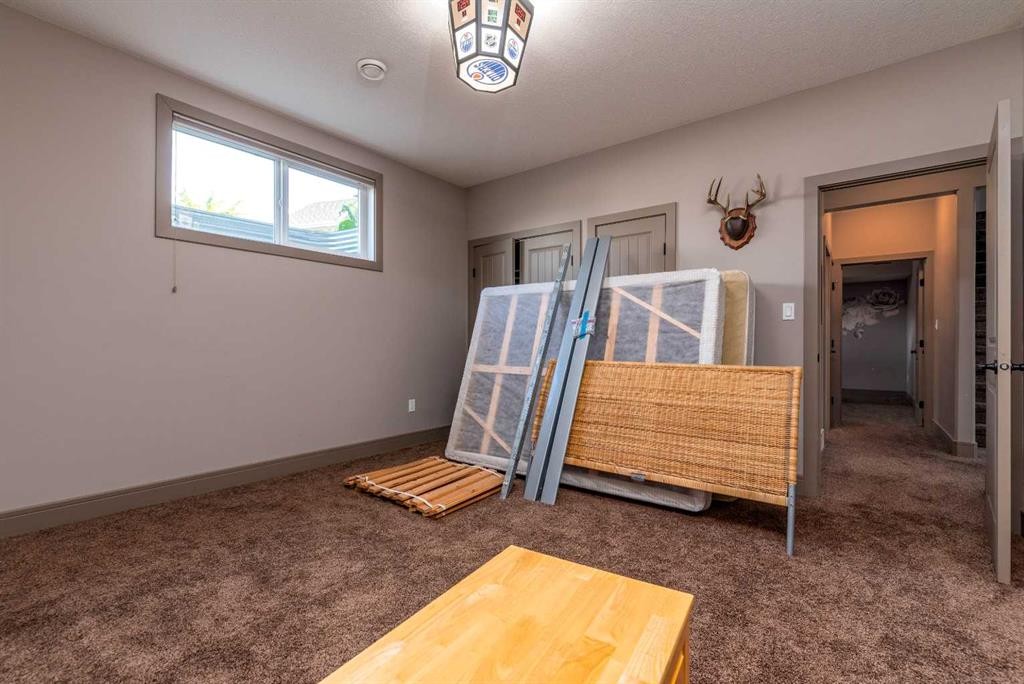 35-2715 73 Avenue, Lloydminster, AB - Indoor Photo Showing Bedroom