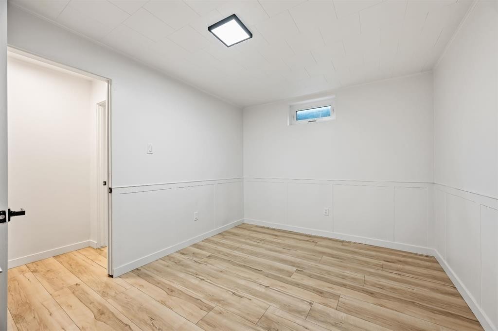 5510 45 Street, Lloydminster, AB - Indoor Photo Showing Other Room