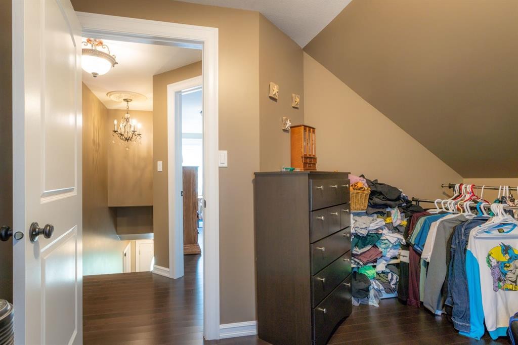 5206 48 Street, Lloydminster, AB - Indoor