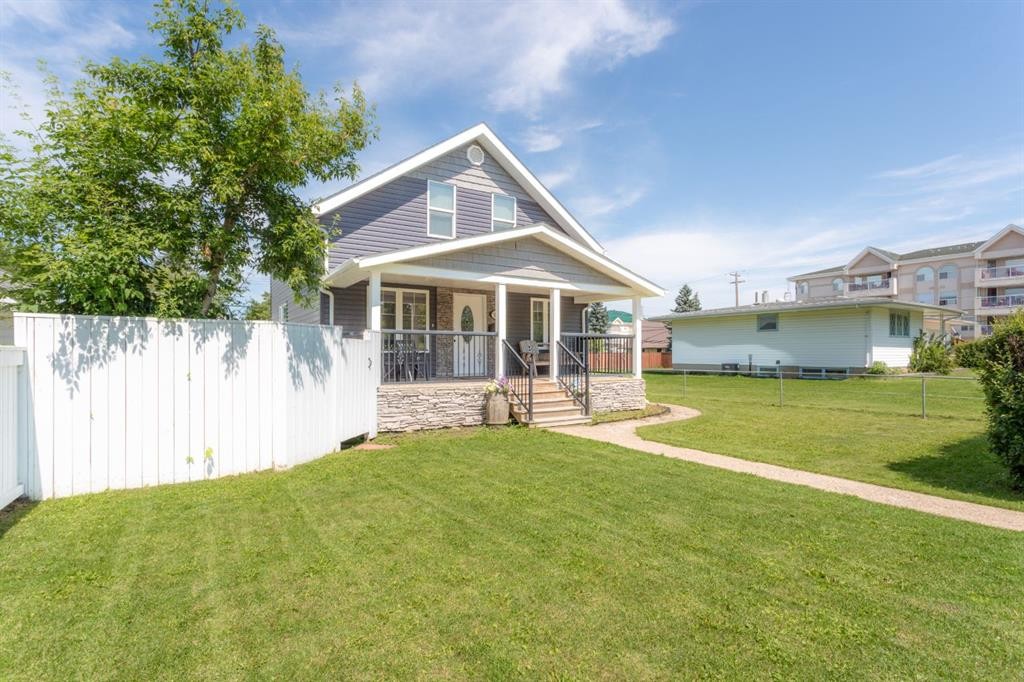 5206 48 Street, Lloydminster, AB - Outdoor With Deck Patio Veranda