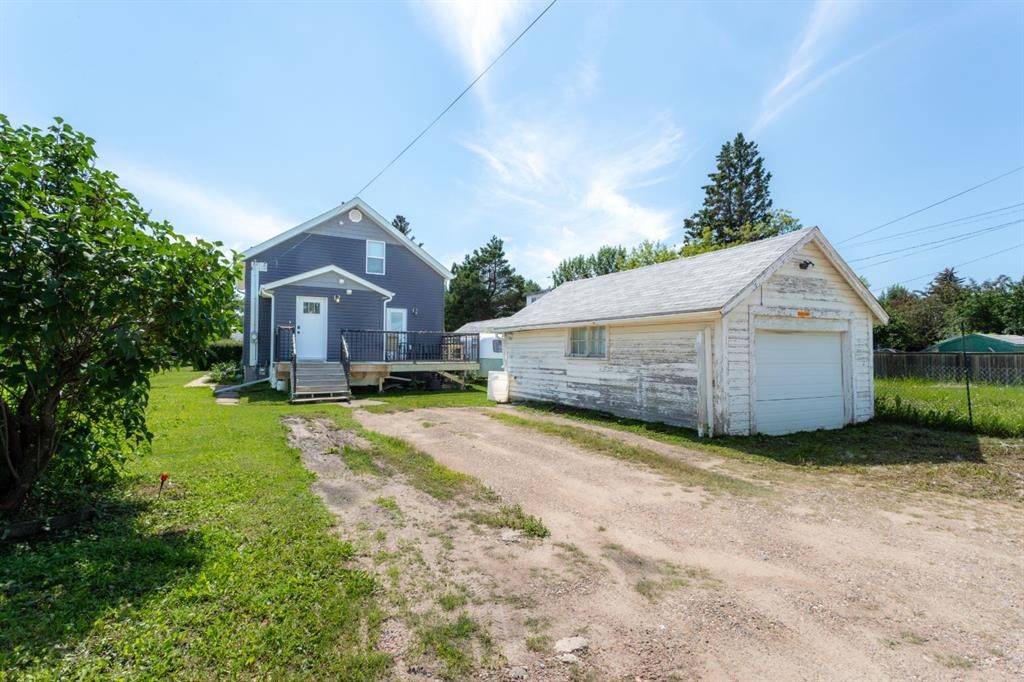 5206 48 Street, Lloydminster, AB - Outdoor With Deck Patio Veranda