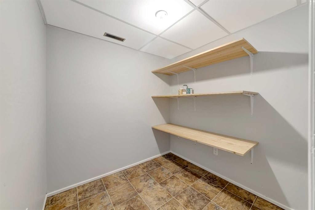 8-5219 57 Street, Lloydminster, AB - Indoor With Storage