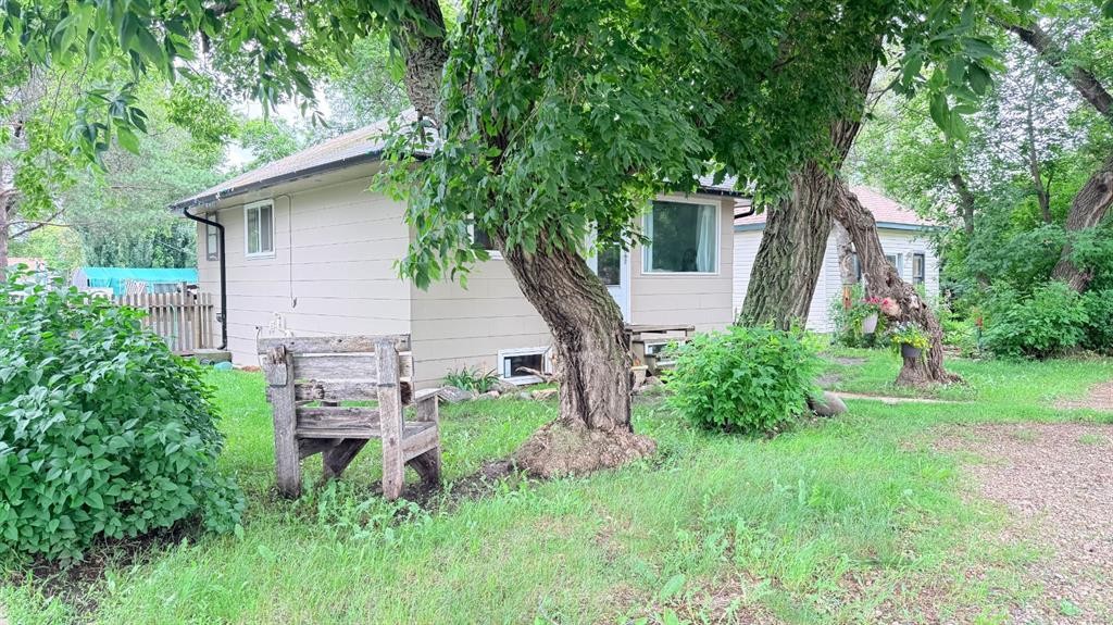 117 2 Street West, Lashburn, SK