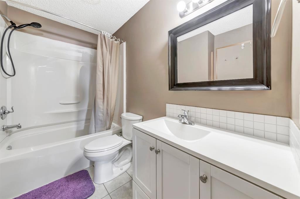 309-3007 57A Avenue, Lloydminster, AB - Indoor Photo Showing Bathroom