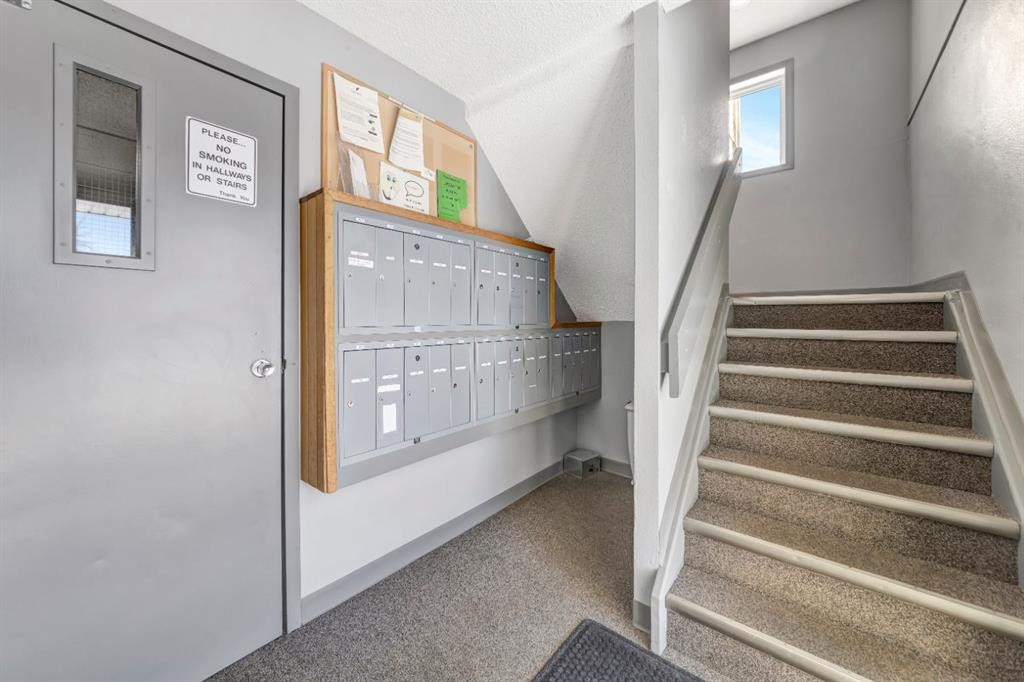 309-3007 57A Avenue, Lloydminster, AB - Indoor Photo Showing Other Room