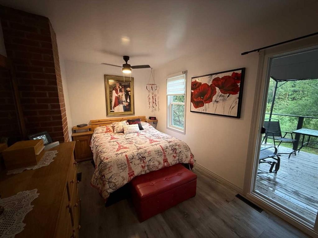 4703 47 Avenue, Myrnam, AB - Indoor Photo Showing Bedroom