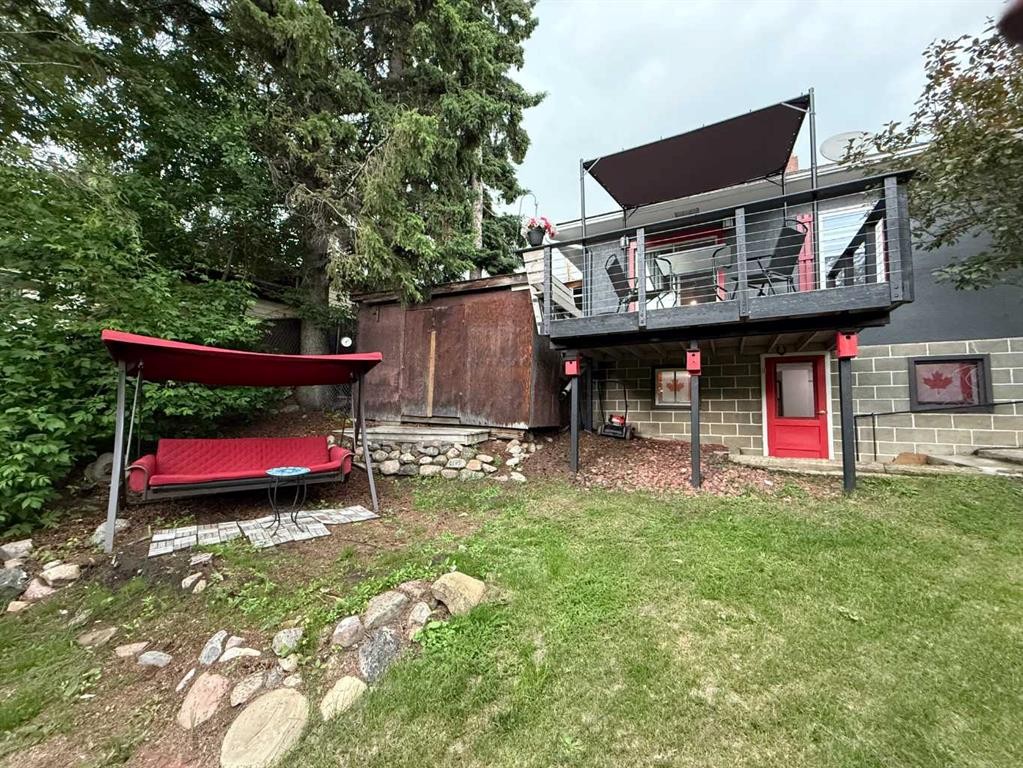 4703 47 Avenue, Myrnam, AB - Outdoor With Deck Patio Veranda