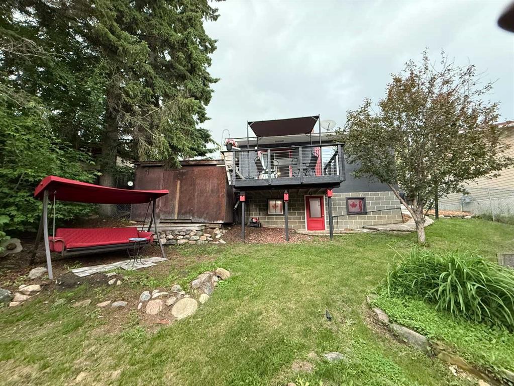 4703 47 Avenue, Myrnam, AB - Outdoor With Deck Patio Veranda
