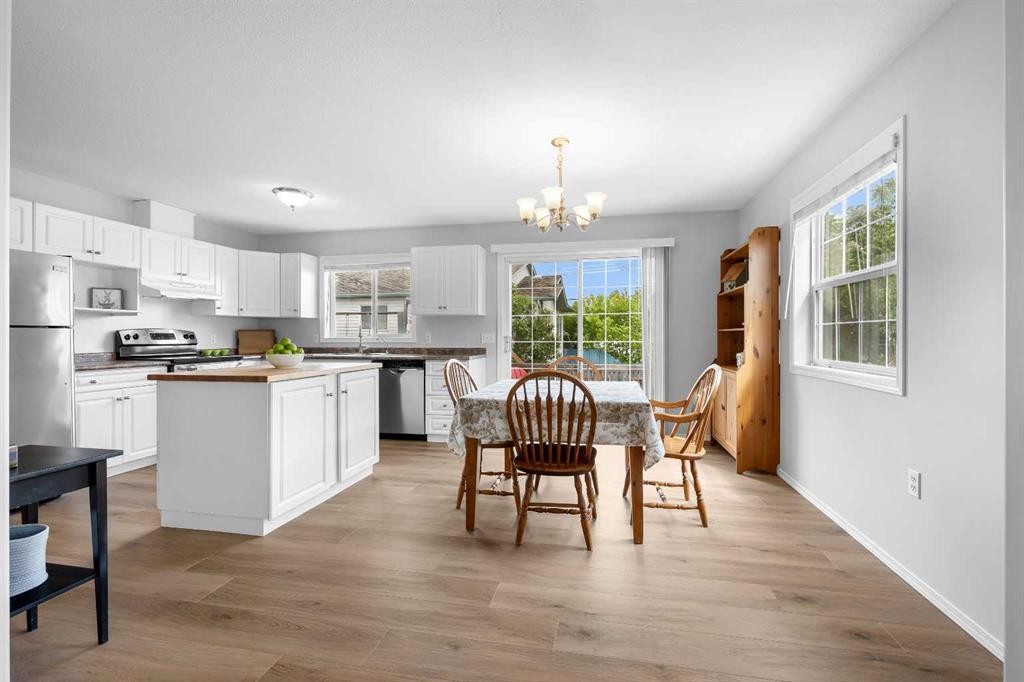 3101 51 Avenue, Lloydminster, AB