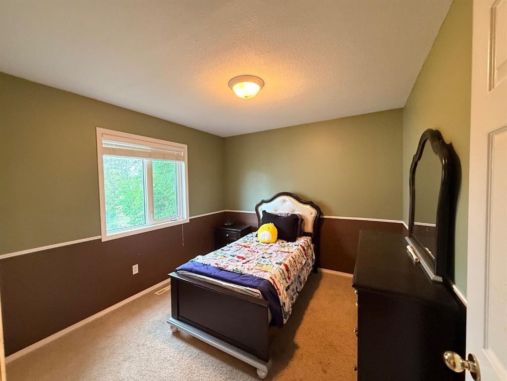 4817 51 Avenue, Kitscoty, AB