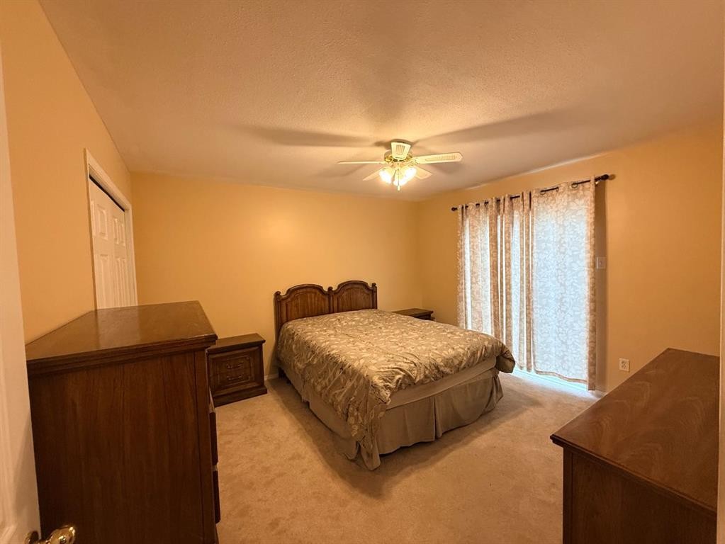 4817 51 Avenue, Kitscoty, AB