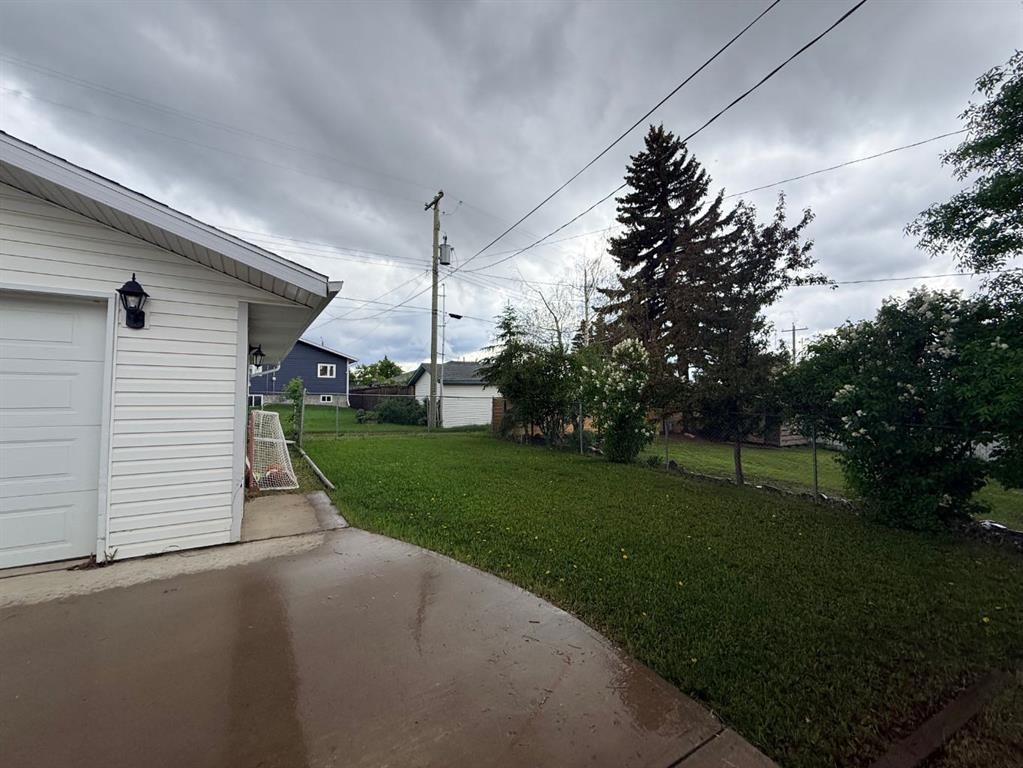 4817 51 Avenue, Kitscoty, AB