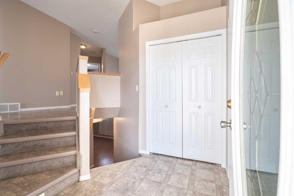 6608 39 Street, Lloydminster, AB