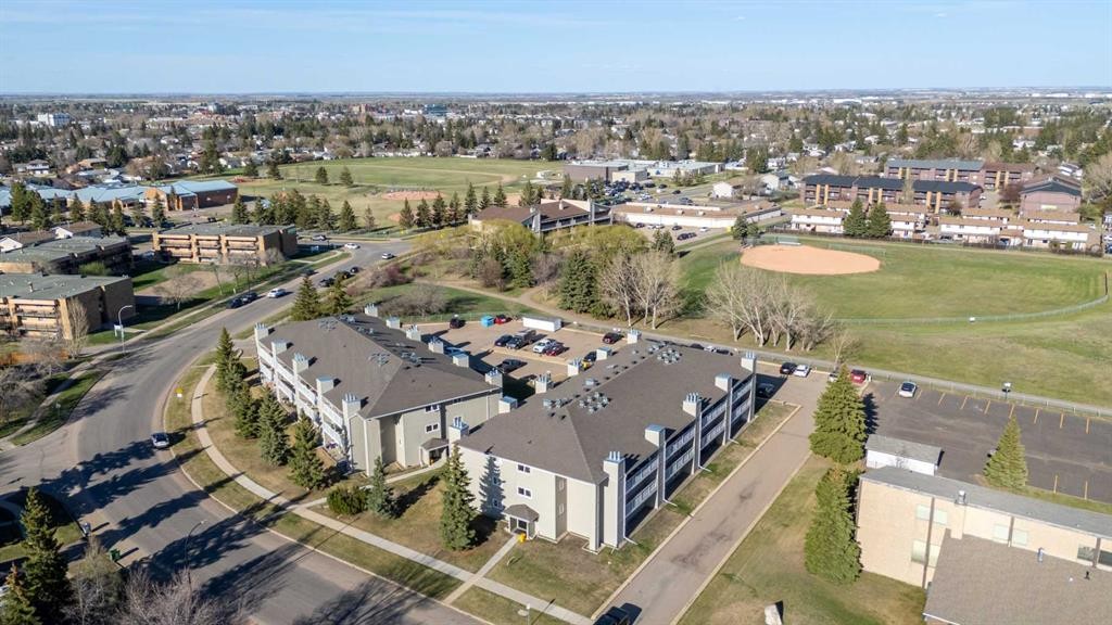 109B-3007 57A Avenue, Lloydminster, AB - Outdoor With View