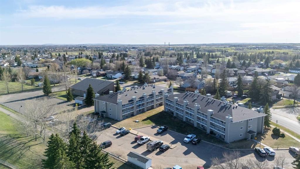 109B-3007 57A Avenue, Lloydminster, AB - Outdoor With View