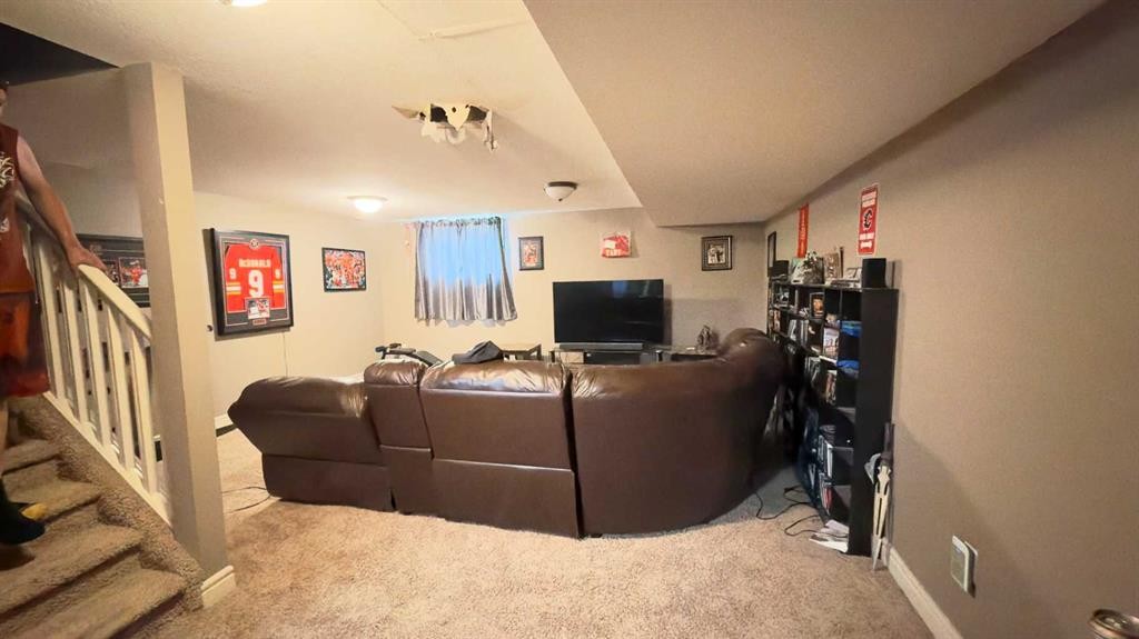 2830 12 Avenue, Wainwright, AB
