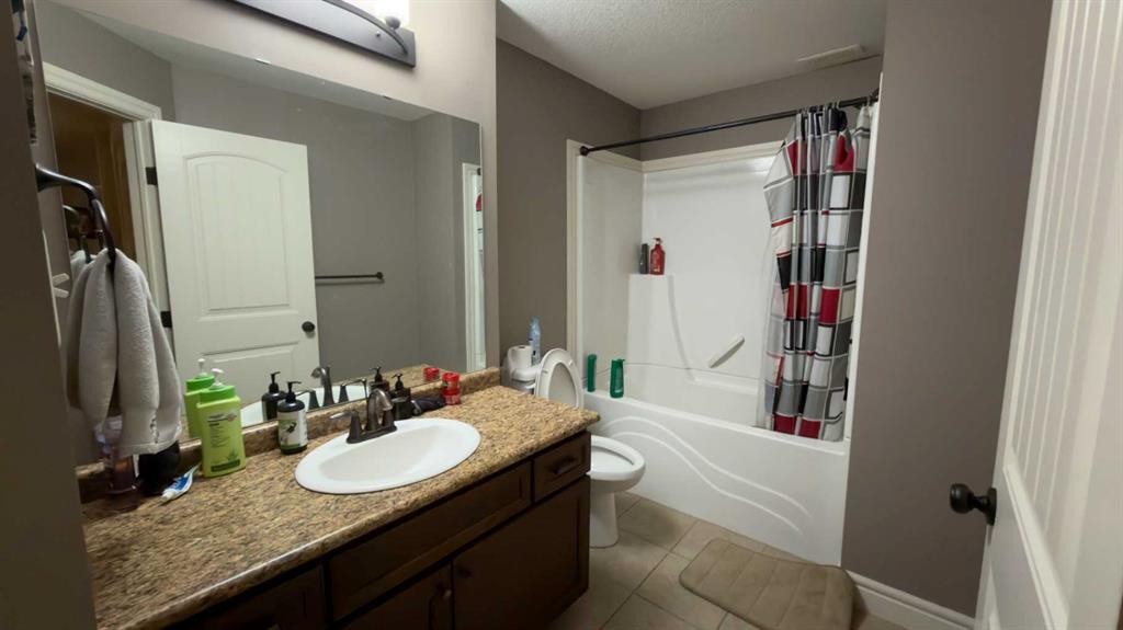 2830 12 Avenue, Wainwright, AB