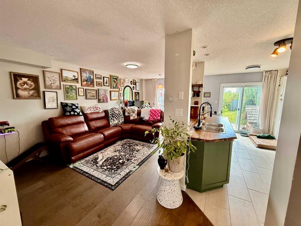1124 24 Street, Wainwright, AB