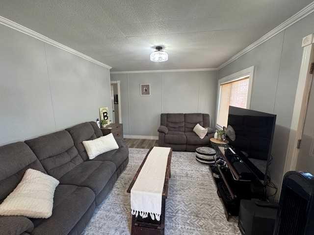 208 1 Street West, Lashburn, SK - Indoor Photo Showing Living Room