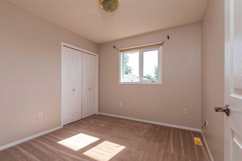 6601 39 Street, Lloydminster, AB - Indoor Photo Showing Other Room