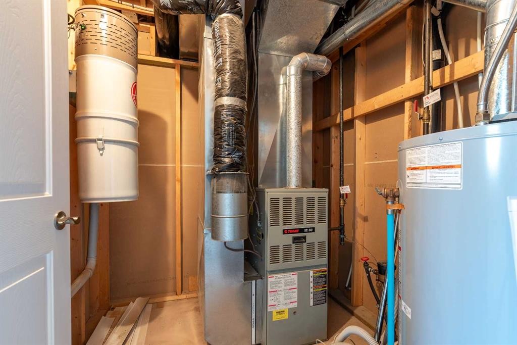 6601 39 Street, Lloydminster, AB - Indoor Photo Showing Basement