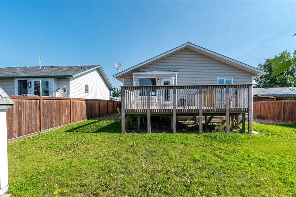 6601 39 Street, Lloydminster, AB - Outdoor With Deck Patio Veranda
