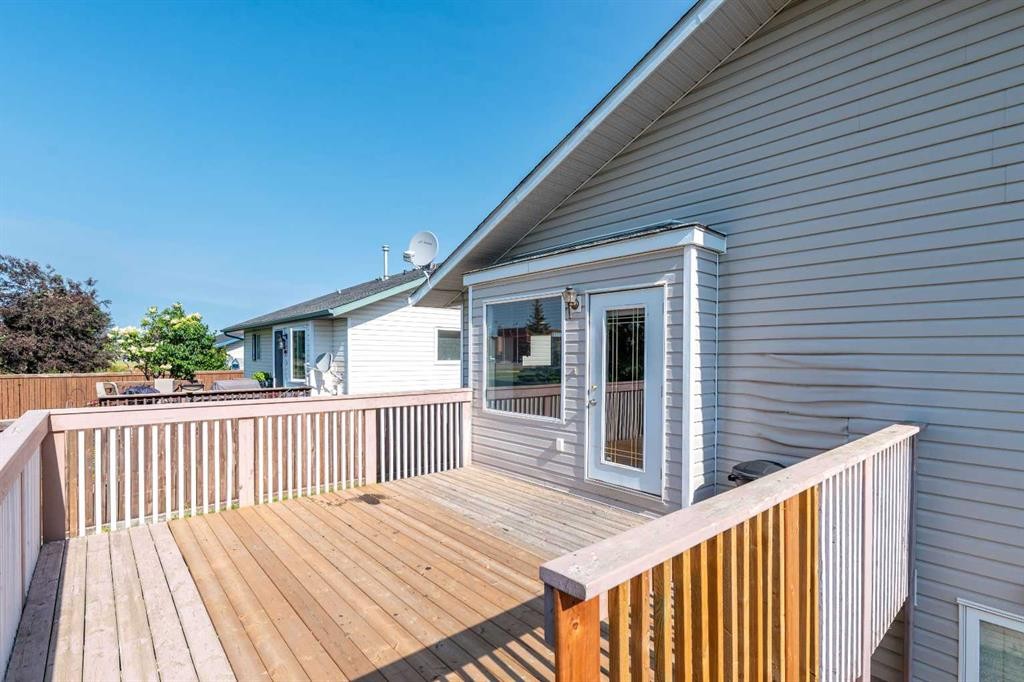 6601 39 Street, Lloydminster, AB - Outdoor With Deck Patio Veranda With Exterior