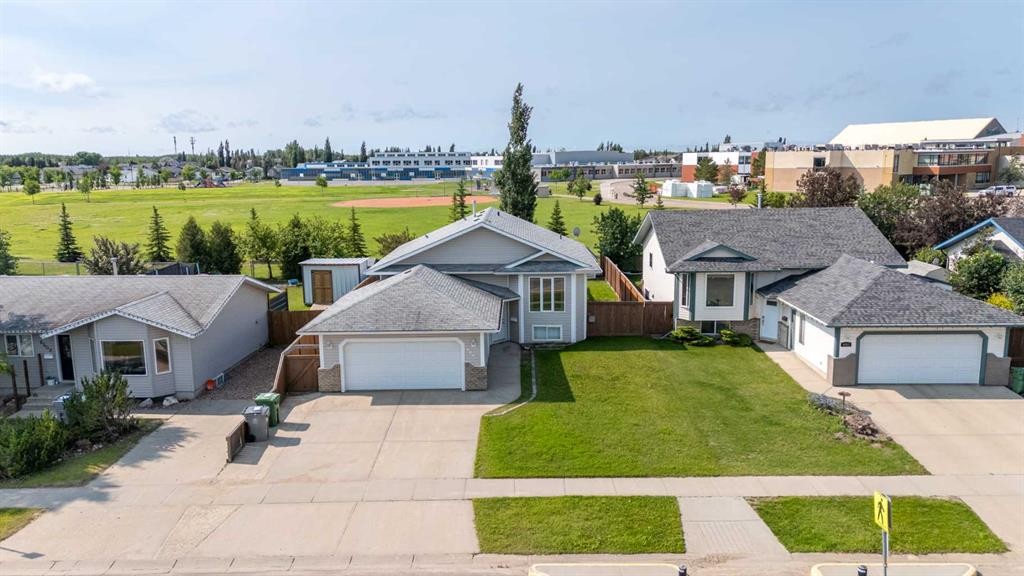 6601 39 Street, Lloydminster, AB - Outdoor With Facade