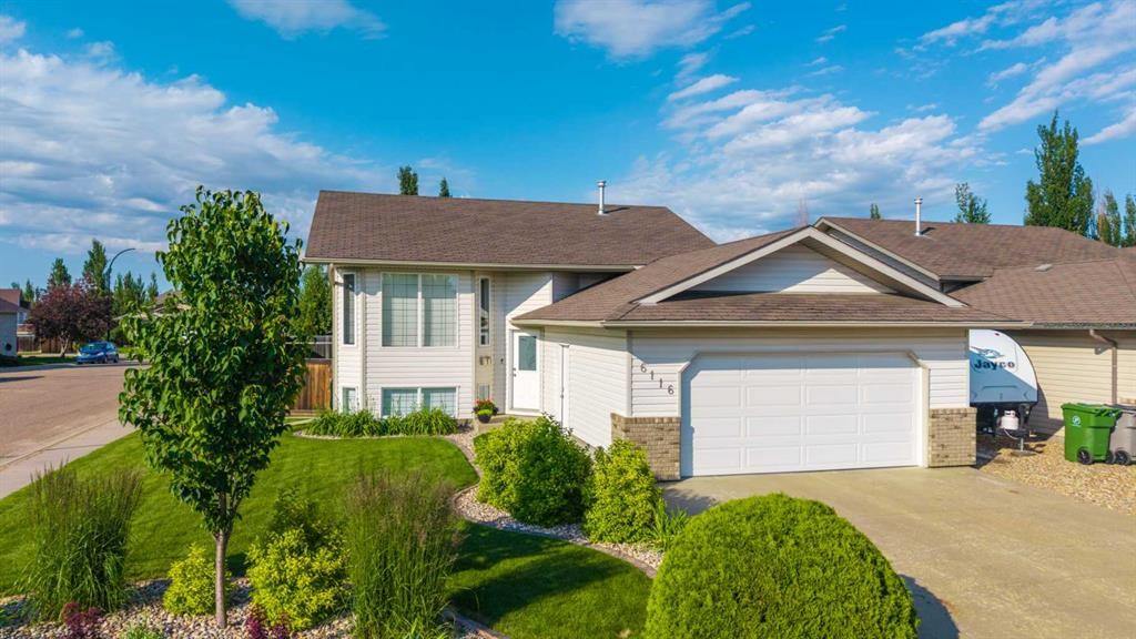 6116 21 Street, Lloydminster, AB - Outdoor With Facade