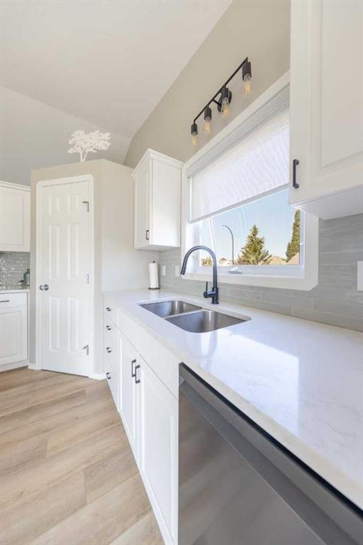 6116 21 Street, Lloydminster, AB - Indoor Photo Showing Kitchen With Double Sink