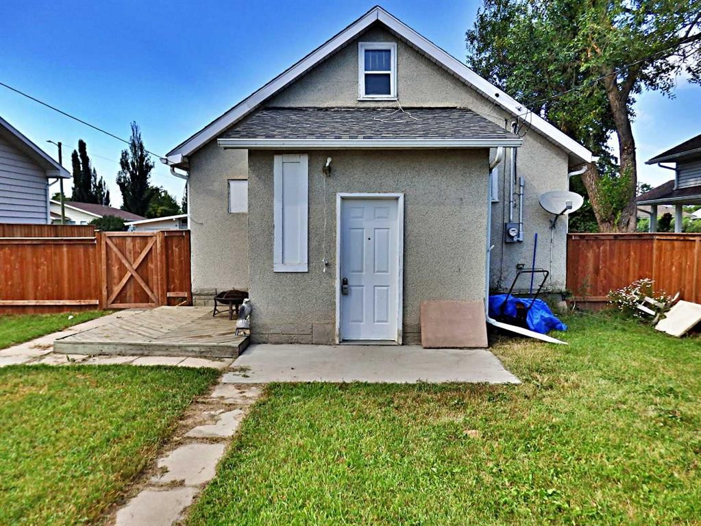 4709 48B Avenue, Vermilion, AB - Outdoor