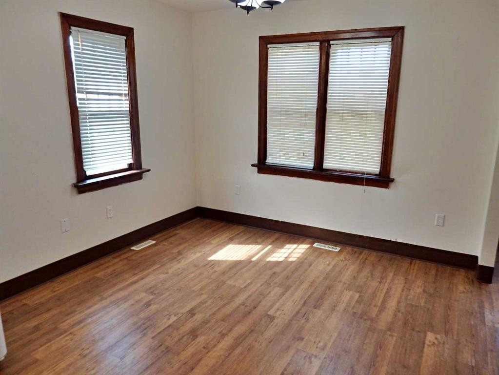 4709 48B Avenue, Vermilion, AB - Indoor Photo Showing Other Room