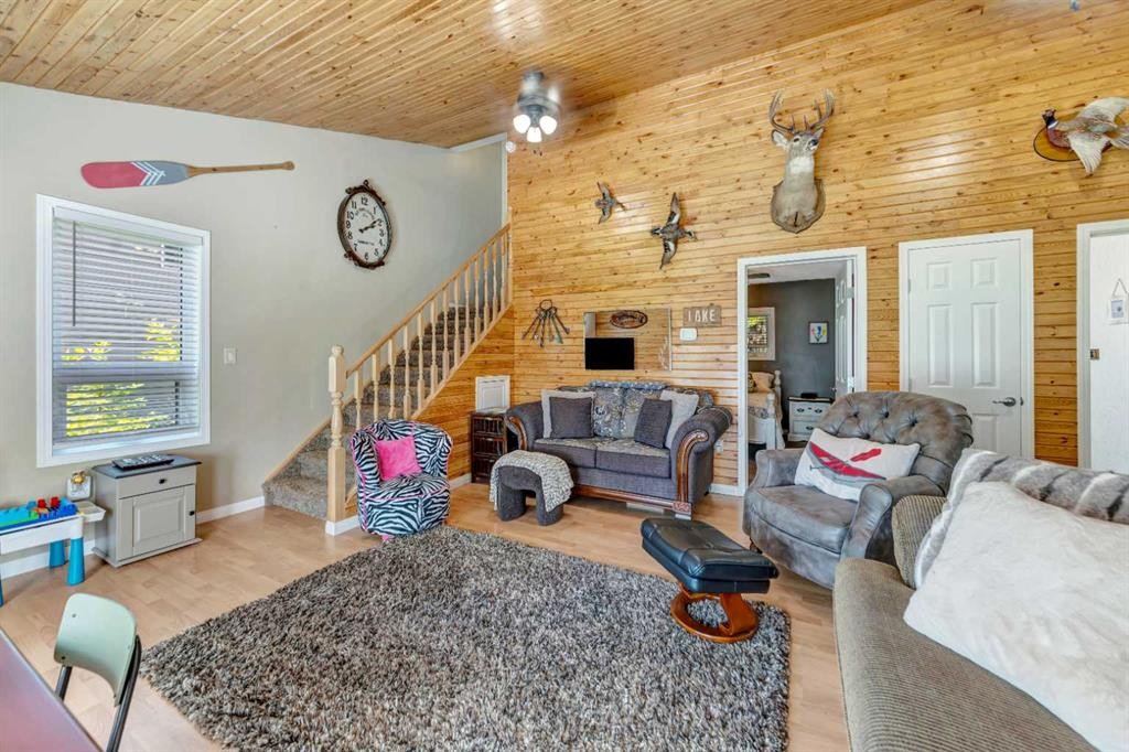 525 + 521 Graeme Road, Turtle Lake, SK - Indoor