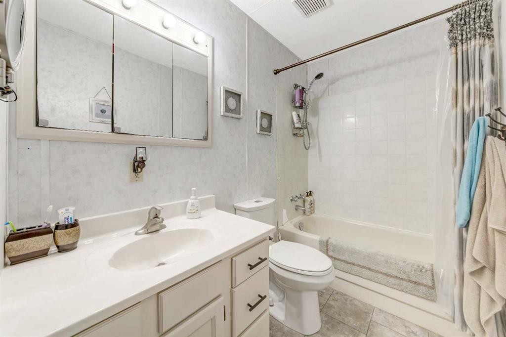 525 + 521 Graeme Road, Turtle Lake, SK - Indoor Photo Showing Bathroom