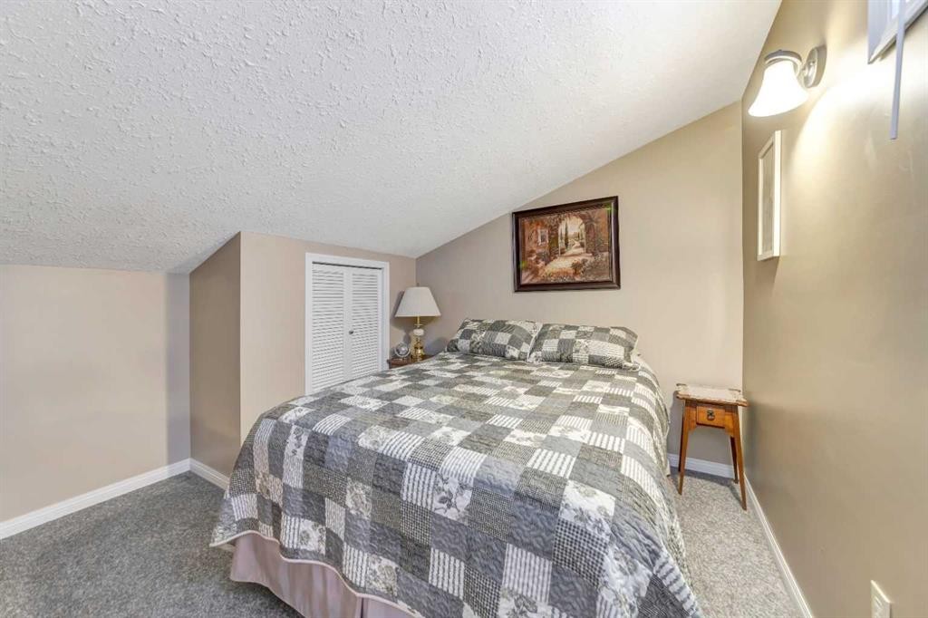 525 + 521 Graeme Road, Turtle Lake, SK - Indoor Photo Showing Bedroom
