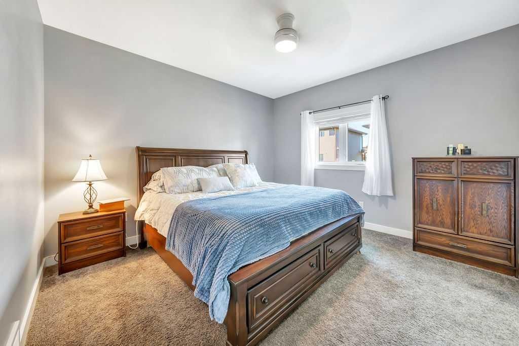 4206 40Th Street Close, Lloydminster, SK - Indoor Photo Showing Bedroom