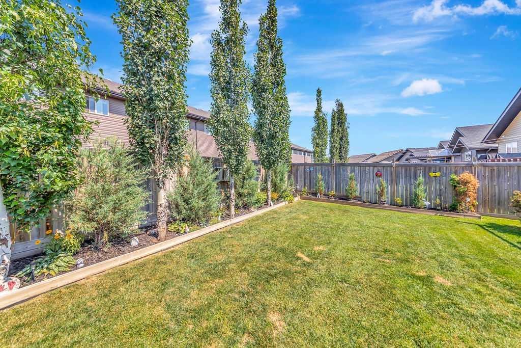 4206 40Th Street Close, Lloydminster, SK - Outdoor