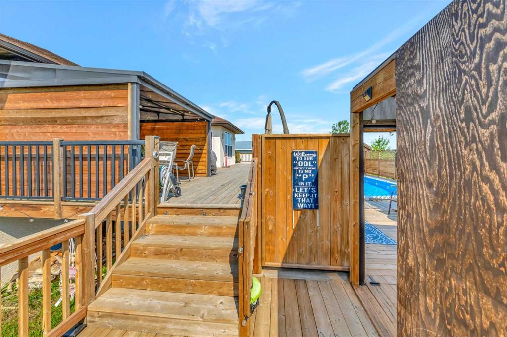 407 1 Avenue Nw, Waseca, SK - Outdoor With Exterior